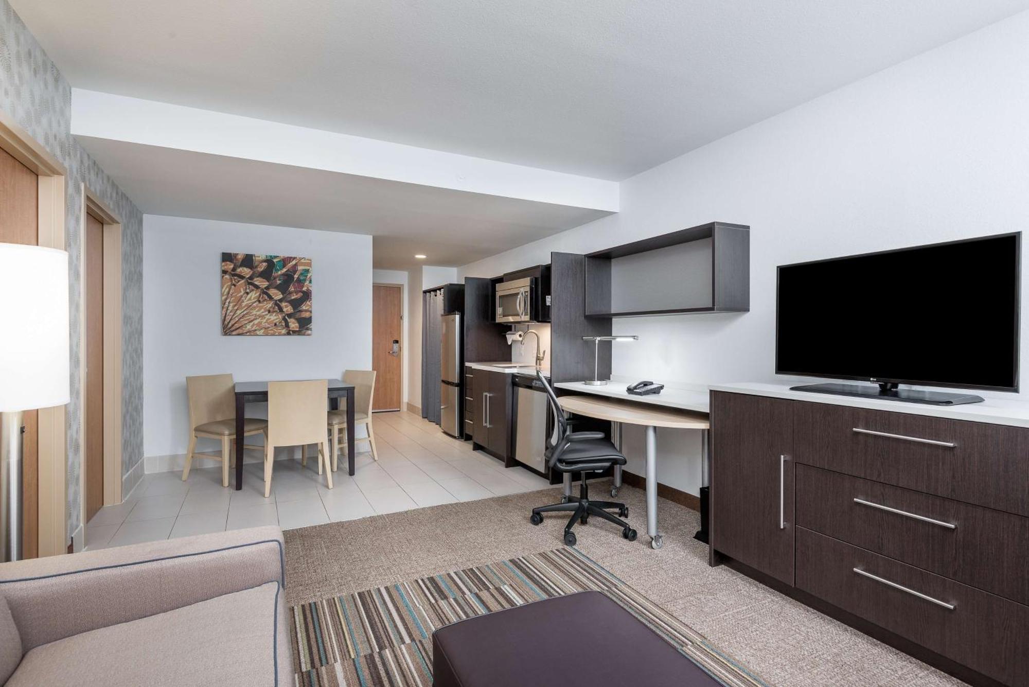 Home2 Suites By Hilton Ft. Lauderdale Airport-Cruise Port Дейния Бийч Екстериор снимка
