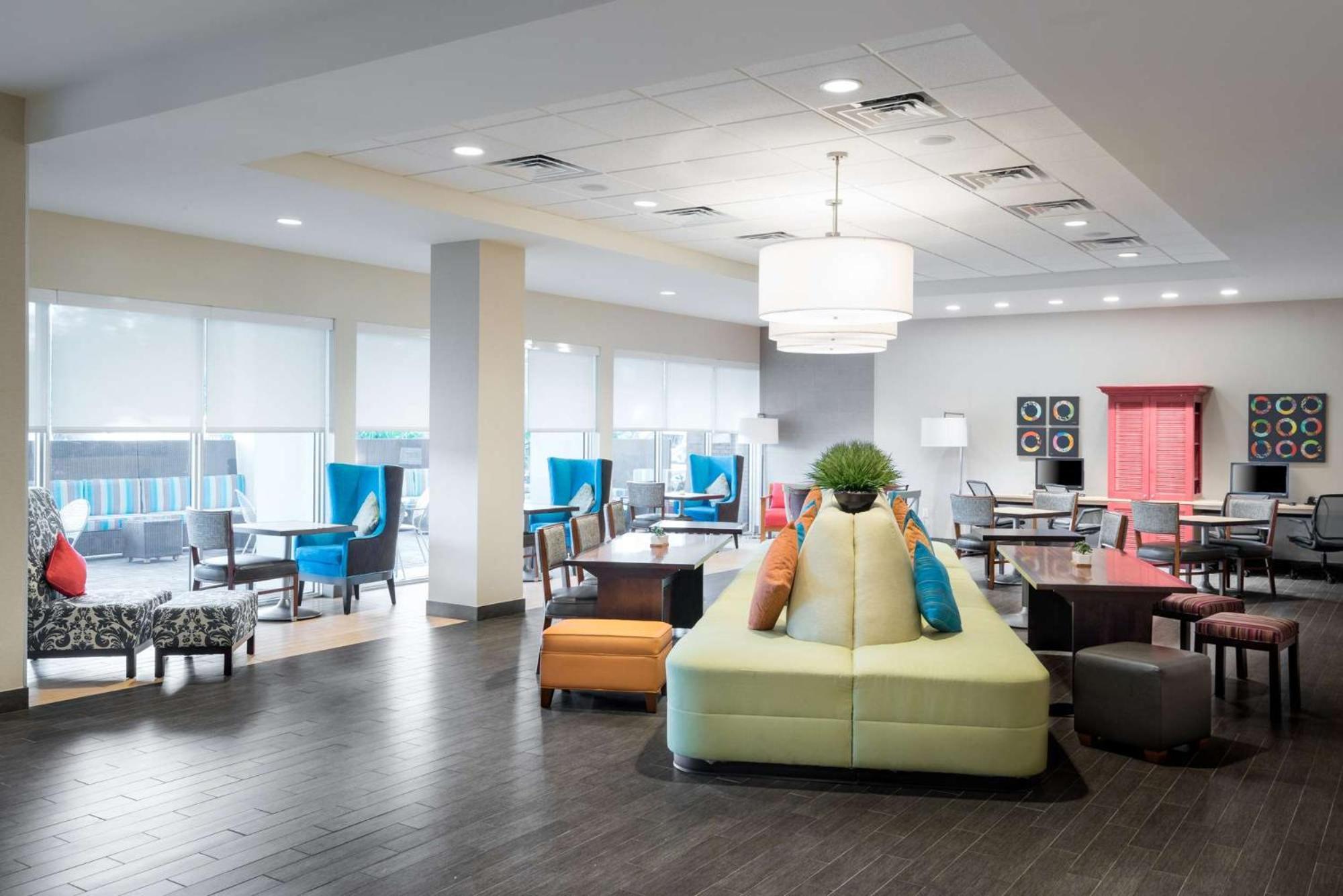 Home2 Suites By Hilton Ft. Lauderdale Airport-Cruise Port Дейния Бийч Екстериор снимка